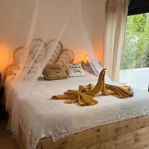 Maison d'hôtes Le Cocon De Sissy, Les Saintes-Maries-de-la-Mer