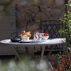  Couette-café Ancienne Cure France
